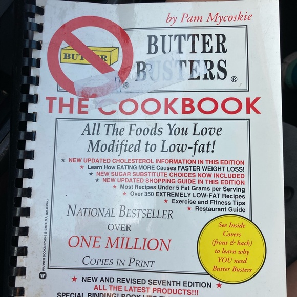 Books - Picture 3 of 3